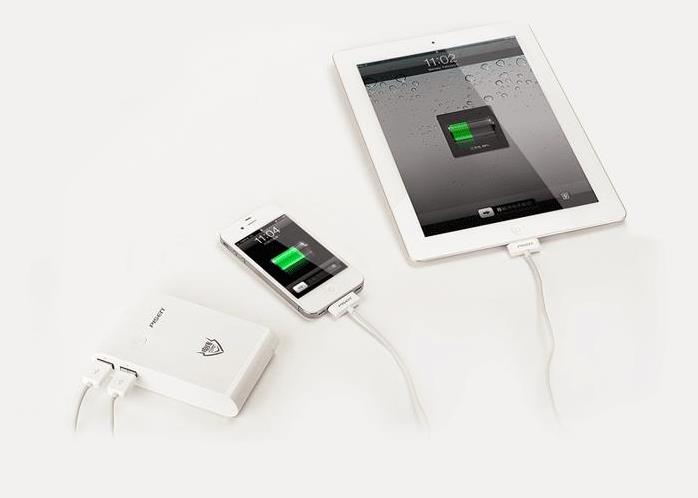 Pisen 10000 mAh có thể sạc 2 thiết bị cùng lúc Pisen 10000 mAh có thể sạc 2 thiết bị cùng lúc